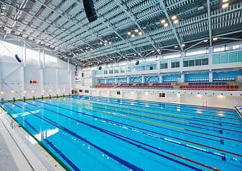 Бассейны и аквапарки